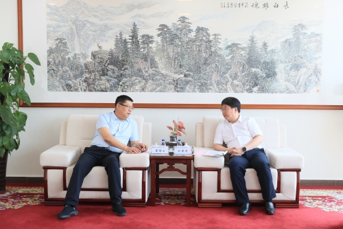 延边州副州长,龙井市委书记朴君峰一行到访公司